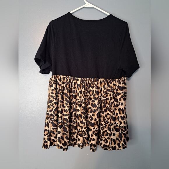 🌈Shein blouse Size 0x. Cheetah print - Picture 3 of 3
